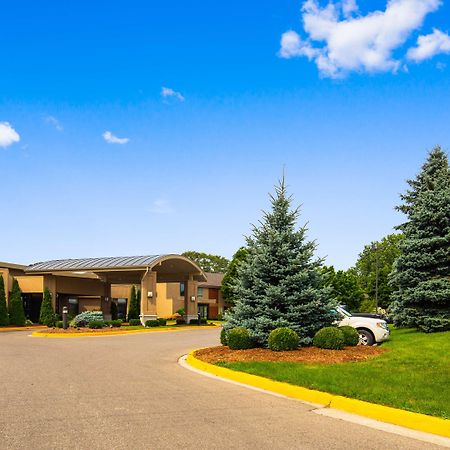 Best Western Plus Guildwood Inn Сарния Экстерьер фото